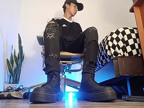 codysmith online show from November 5, 7:52 am