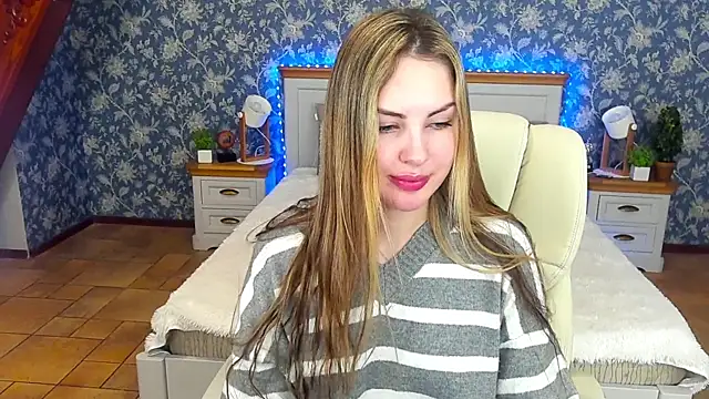 LexxiJoy online show from March 6, 8:05 pm