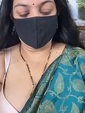 FlatVincy4 online show from October 4, 5:05 am