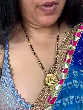 FlatVincy4 online show from October 17, 4:31 pm