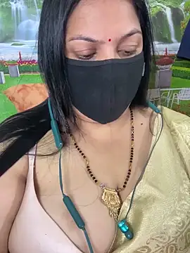 FlatVincy4 online show from October 24, 4:03 pm