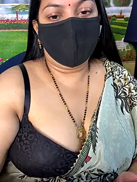 FlatVincy4 online show from November 13, 5:01 pm