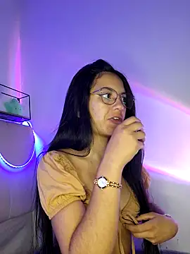 Snapshot of Rosita_forever_ chatting on March 1, 1:07 pm Rosita forever online show from March 1, 1:07 pm