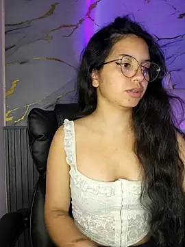 Snapshot of Rosita_forever_ chatting on October 20, 8:09 pm Rosita forever online show from October 20, 8:09 pm