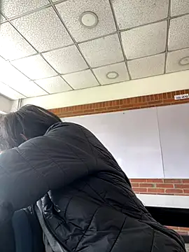 Snapshot of Rosita_forever_ chatting on October 31, 4:19 pm Rosita forever online show from October 31, 4:19 pm