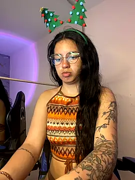 Snapshot of Rosita_forever_ chatting on November 25, 7:36 pm Rosita forever online show from November 25, 7:36 pm