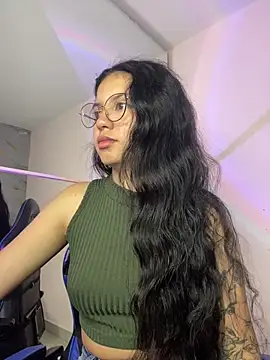 Snapshot of Rosita_forever_ chatting on December 16, 3:06 pm Rosita forever online show from December 16, 3:06 pm