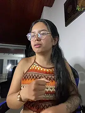 Snapshot of Rosita_forever_ chatting on January 11, 3:22 am Rosita forever online show from January 11, 3:22 am