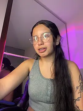 Rosita forever  online show from May 6, 9:31 pm
