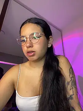Rosita forever  online show from May 16, 3:00 pm