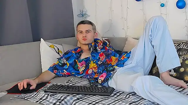 Snapshot of Devin_Jay chatting on December 26, 7:45 am Devin Jay online show from December 26, 7:45 am