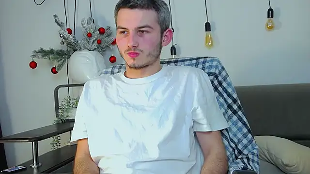 Snapshot of Devin_Jay chatting on January 12, 8:14 pm Devin Jay online show from January 12, 8:14 pm