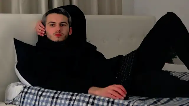 Snapshot of Devin_Jay chatting on January 14, 7:43 pm Devin Jay online show from January 14, 7:43 pm