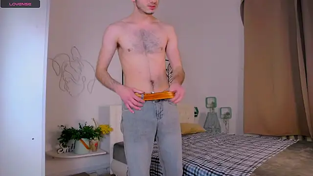 Snapshot of Devin_Jay chatting on February 1, 11:06 pm Devin Jay online show from February 1, 11:06 pm