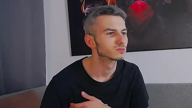 Snapshot of Devin_Jay chatting on December 22, 7:44 pm Devin Jay online show from December 22, 7:44 pm