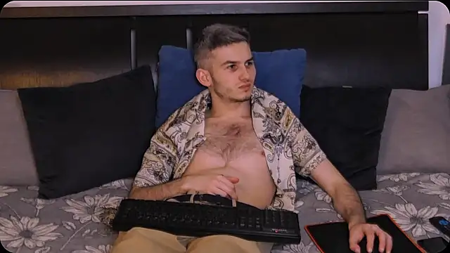 Snapshot of Devin_Jay chatting on January 14, 8:31 am Devin Jay online show from January 14, 8:31 am