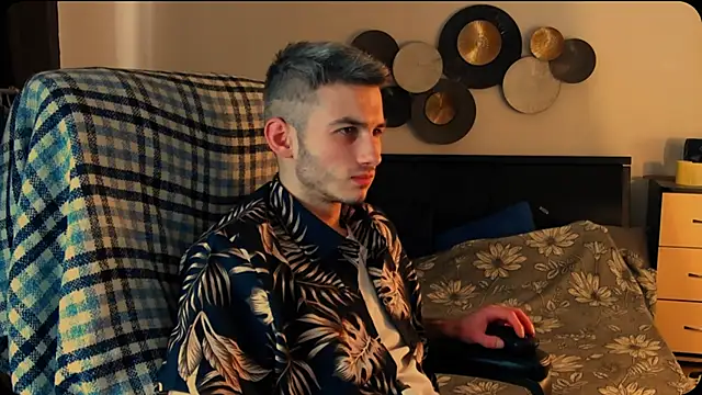 Snapshot of Devin_Jay chatting on January 16, 10:41 am Devin Jay online show from January 16, 10:41 am