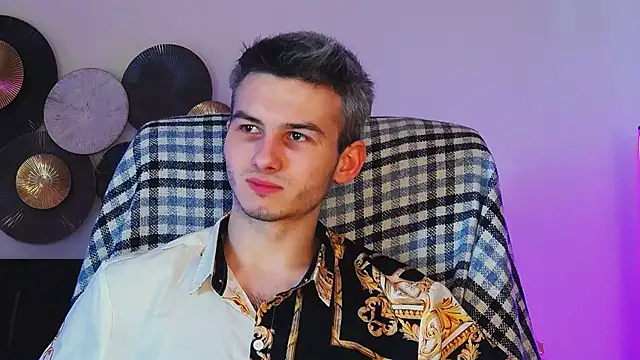 Snapshot of Devin_Jay chatting on February 13, 7:04 am Devin Jay online show from February 13, 7:04 am