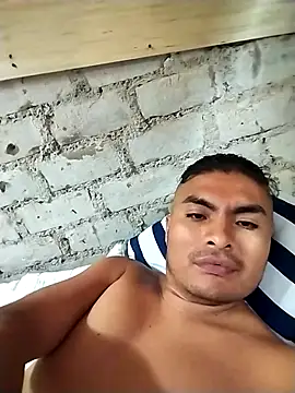 Snapshot of Crashsolitario chatting on March 31, 2:17 pm Crashsolitario online show from March 31, 2:17 pm