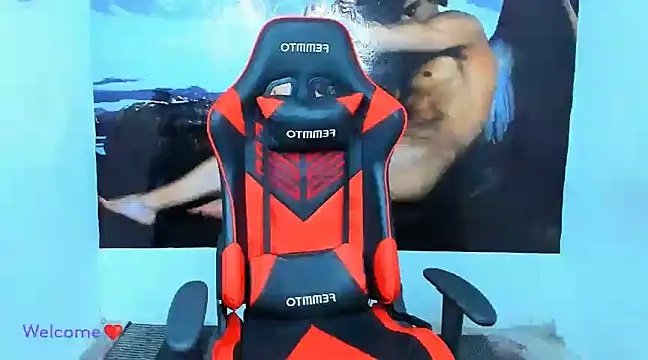 oliver thompsson7 online show from December 22, 9:42 pm