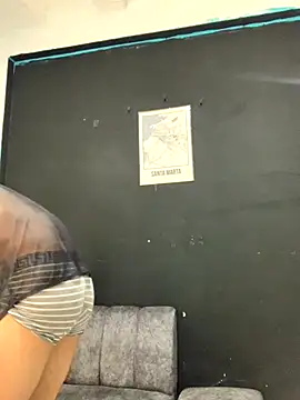 judesmith95 online show from September 8, 3:33 pm