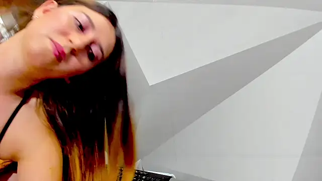 Valeria grey69 online show from October 21, 8:31 pm