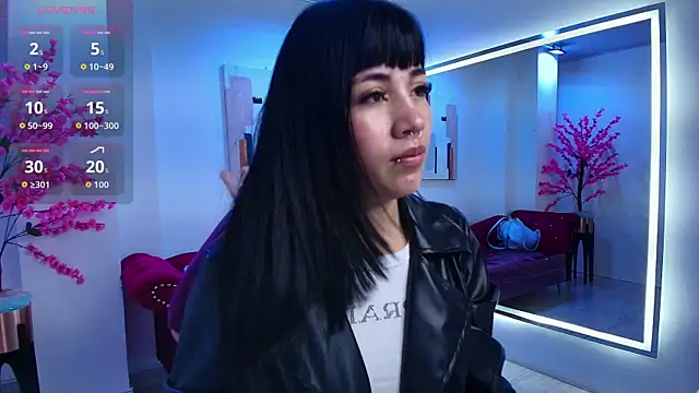 Leia queens online show from October 6, 11:18 am