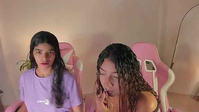 martina roldam online show from September 20, 2:45 am