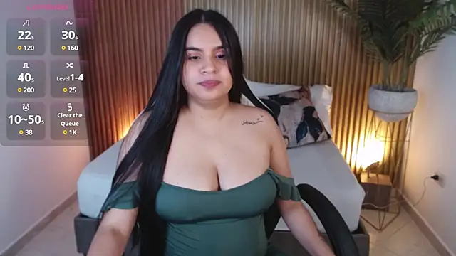 Snapshot of maite_saens_ chatting on January 22, 2:26 am maite saens online show from January 22, 2:26 am