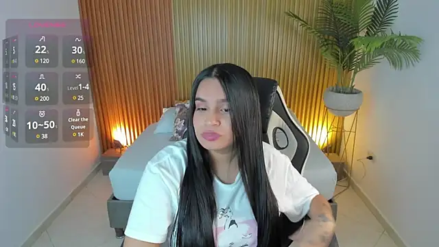 Snapshot of maite_saens_ chatting on March 3, 7:06 pm maite saens online show from March 3, 7:06 pm