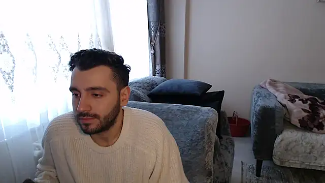 handsomeee04 online show from May 2, 3:55 am