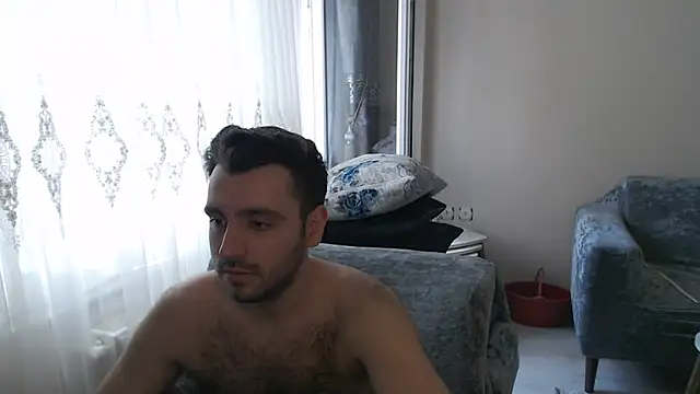 handsomeee04 online show from May 10, 2:00 pm