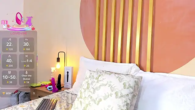 Nicole Angels  online show from November 7, 7:47 pm