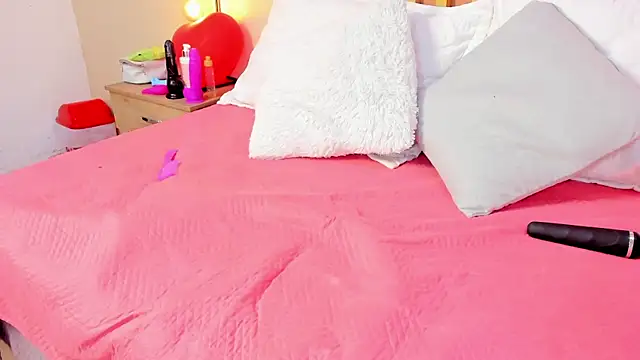 Nicole Angels  online show from February 14, 7:43 pm