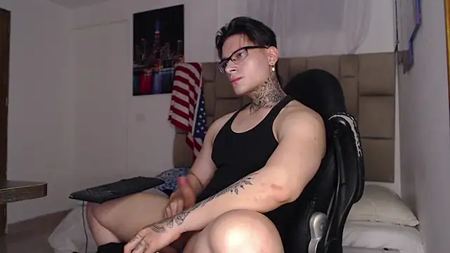 DennisWalkerr online show from January 10, 4:12 am