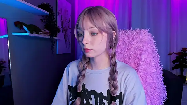 Snapshot of forget_me_not_eve chatting on January 20, 11:35 am forget me not eve online show from January 20, 11:35 am