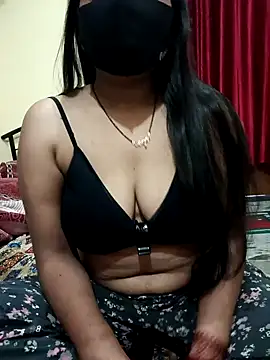 Snapshot of Soniya_444 chatting on February 14, 2:18 am Soniya 444 online show from February 14, 2:18 am