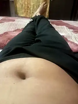 Snapshot of Soniya_444 chatting on February 19, 7:37 am Soniya 444 online show from February 19, 7:37 am