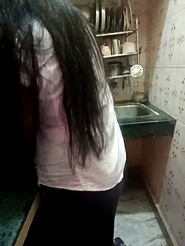 Snapshot of Soniya_444 chatting on February 25, 7:07 am Soniya 444 online show from February 25, 7:07 am