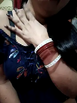 Snapshot of Soniya_444 chatting on April 13, 12:54 pm Soniya 444 online show from April 13, 12:54 pm