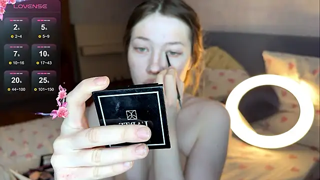 Snapshot of eva_varnerr chatting on February 3, 3:15 am eva varnerr online show from February 3, 3:15 am