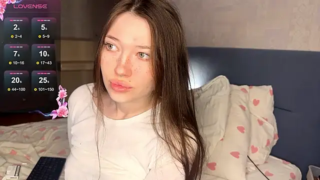 Snapshot of eva_varnerr chatting on February 5, 4:55 pm eva varnerr online show from February 5, 4:55 pm