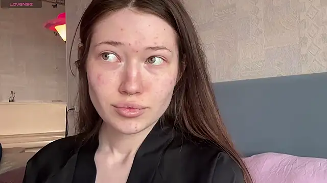 Snapshot of eva_varnerr chatting on April 13, 10:21 am eva varnerr online show from April 13, 10:21 am