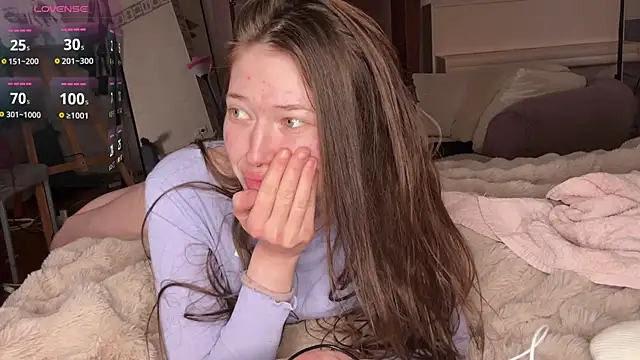 Snapshot of eva_varnerr chatting on April 23, 5:04 pm eva varnerr online show from April 23, 5:04 pm