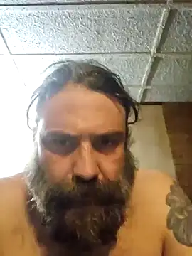 Snapshot of zaneporter46 chatting on February 4, 12:40 am zaneporter46 online show from February 4, 12:40 am