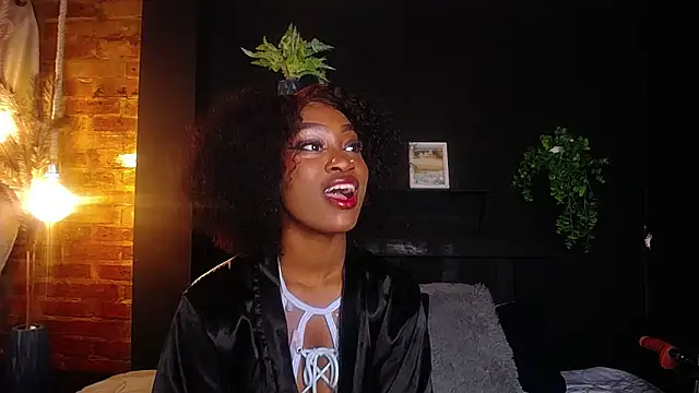 Snapshot of nikkystorm1_ chatting on April 18, 1:48 pm nikkystorm1 online show from April 18, 1:48 pm