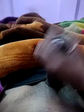 PLAYBOYYRAAJ online show from January 22, 1:53 pm