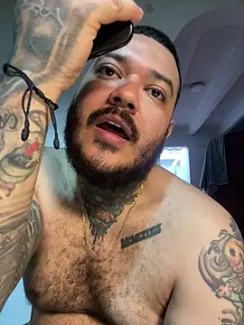 El Titan1998 online show from March 4, 12:44 pm