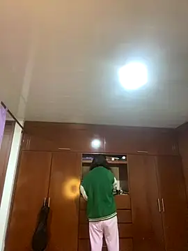 Snapshot of BlueStoneX chatting on October 23, 6:56 am BlueStoneX online show from October 23, 6:56 am