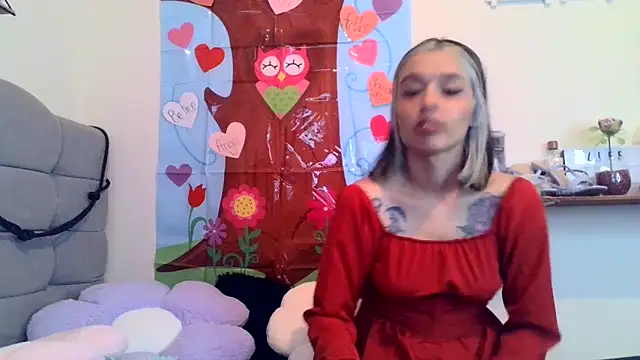 BlueStoneX online show from February 15, 7:27 am